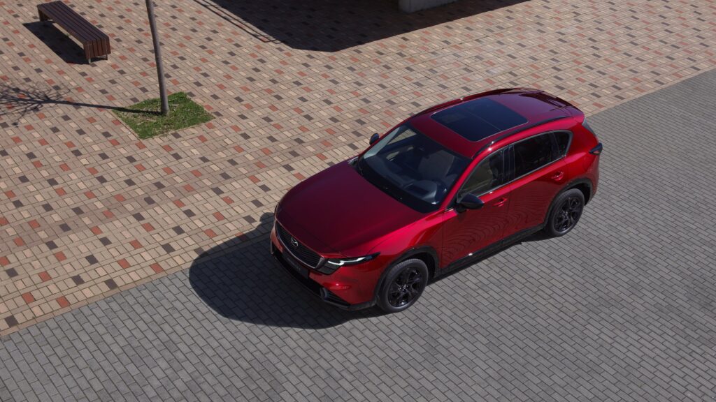 Samochód Mazda CX-5 (widok z góry)